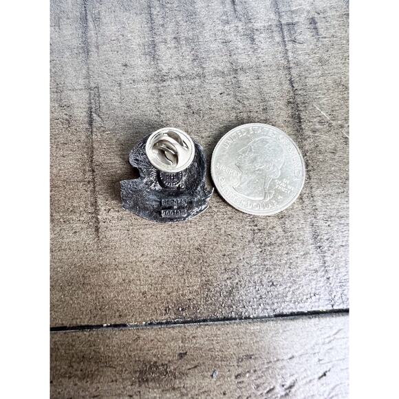 Vintage NGL San Fransisco 49ers football helmet pin - Picture 2 of 5